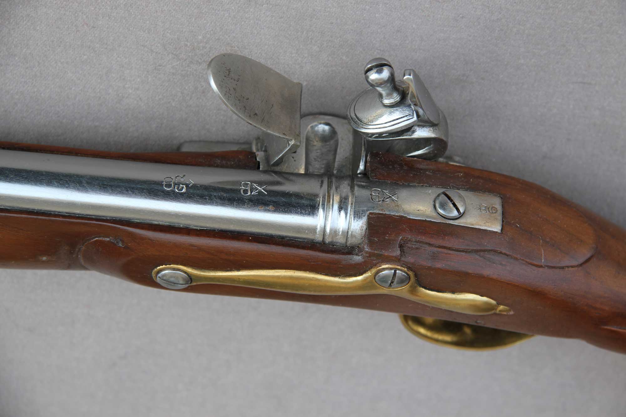 British, Dragoon pistol - Click Image to Close