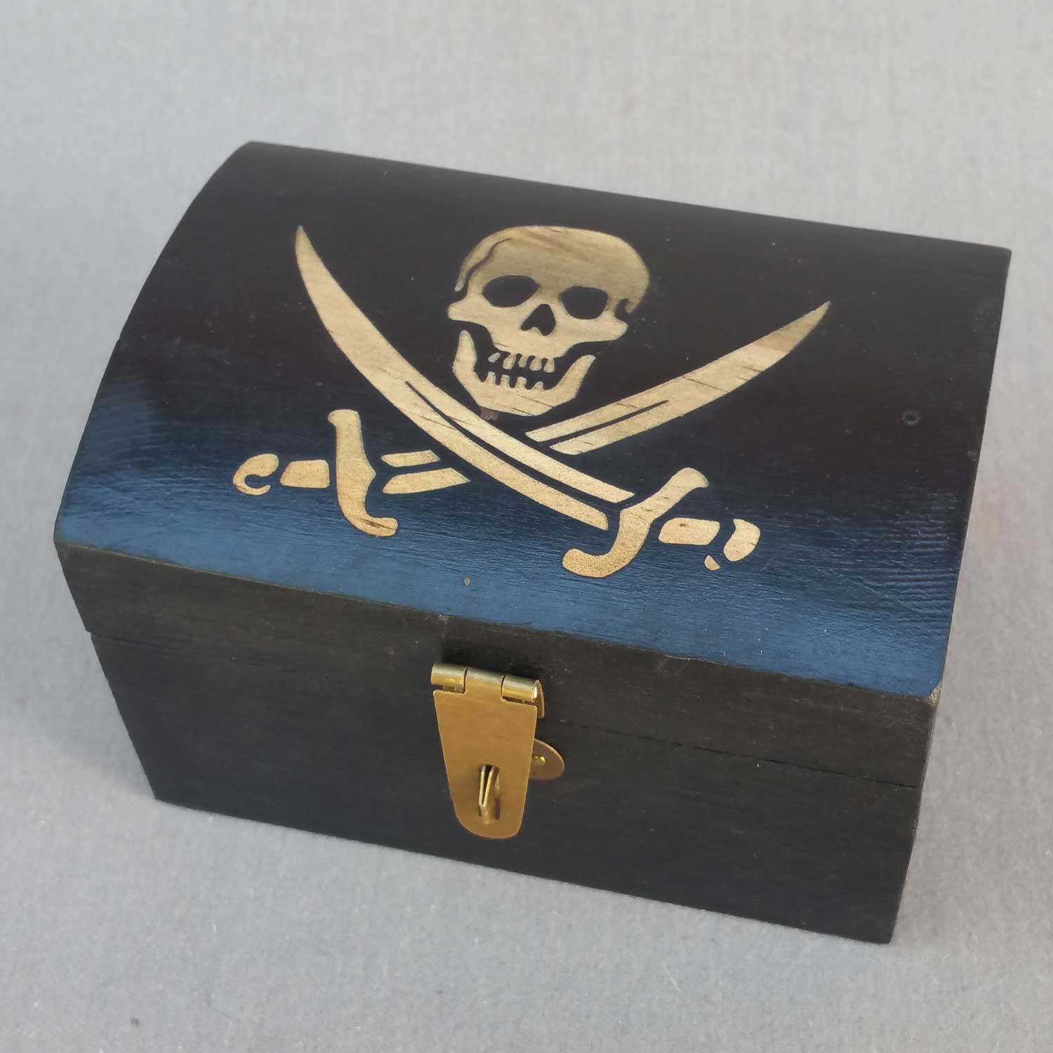 Pirate Chest, Small, with Skull & Crossed Sabres