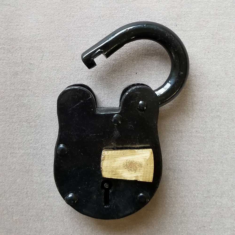 Large Lock with Keys - Click Image to Close